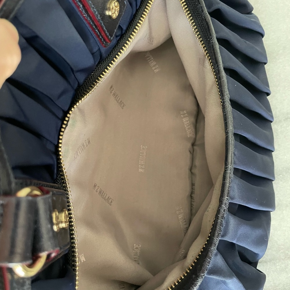 MZ Wallace Navy Bedford Bea Pleated Satchel Bag EUC  w/ neutral lining. AWESOME - Picture 5 of 16